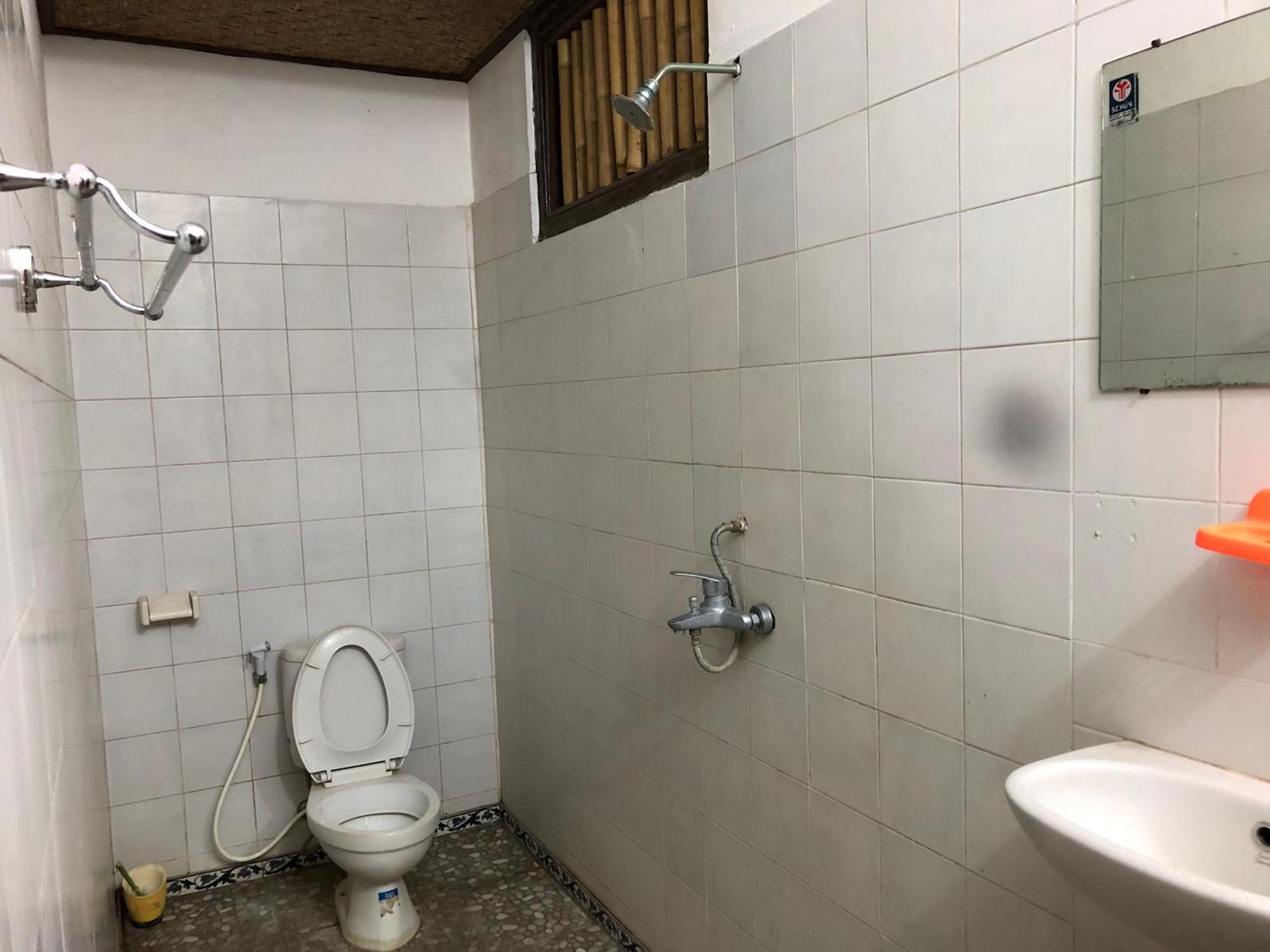 1bd In Family Compound1, 15 Minute Walk To Yoga Barn Privatunterkunft *