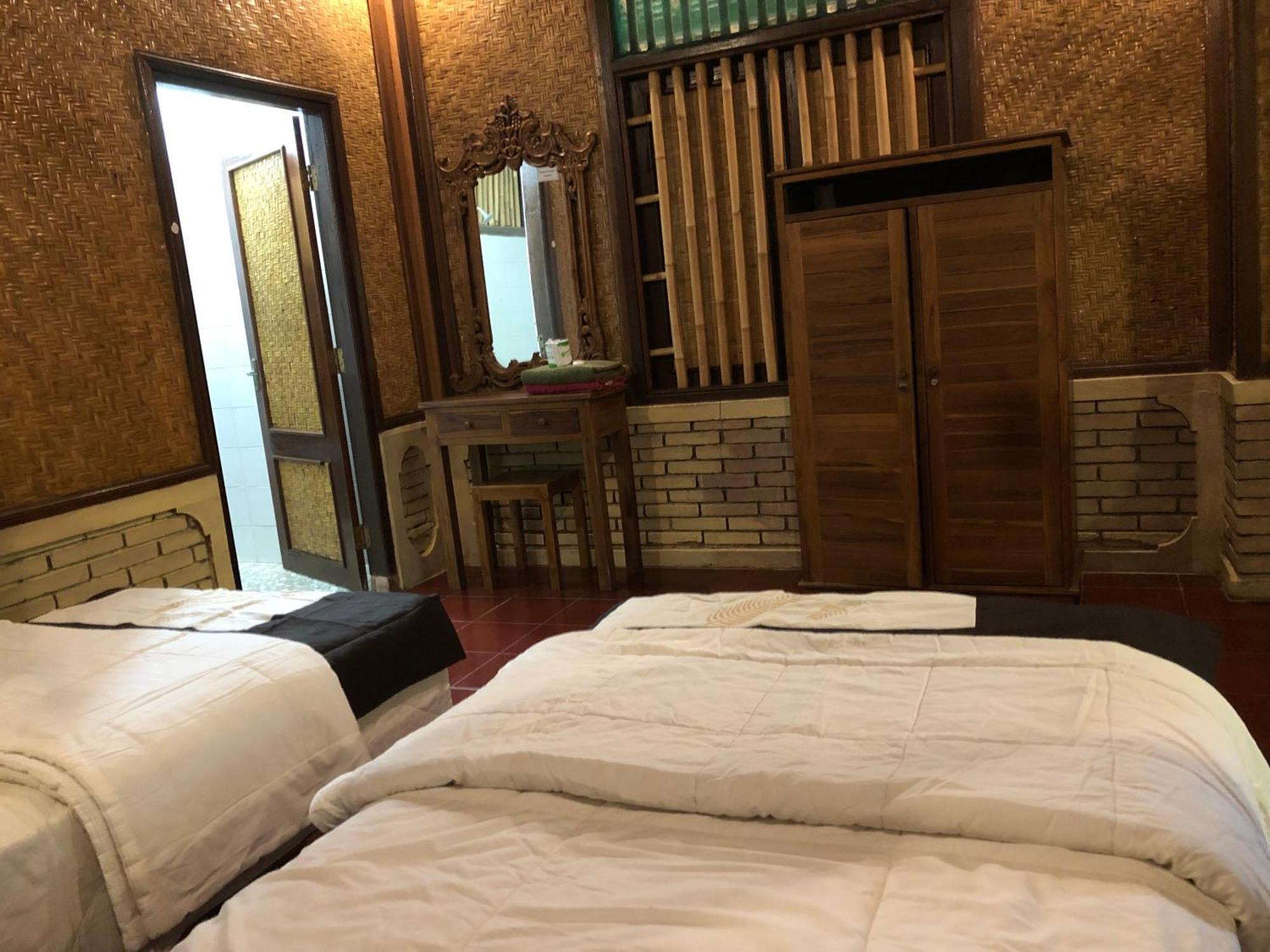 1bd In Family Compound1, 15 Minute Walk To Yoga Barn Ubud