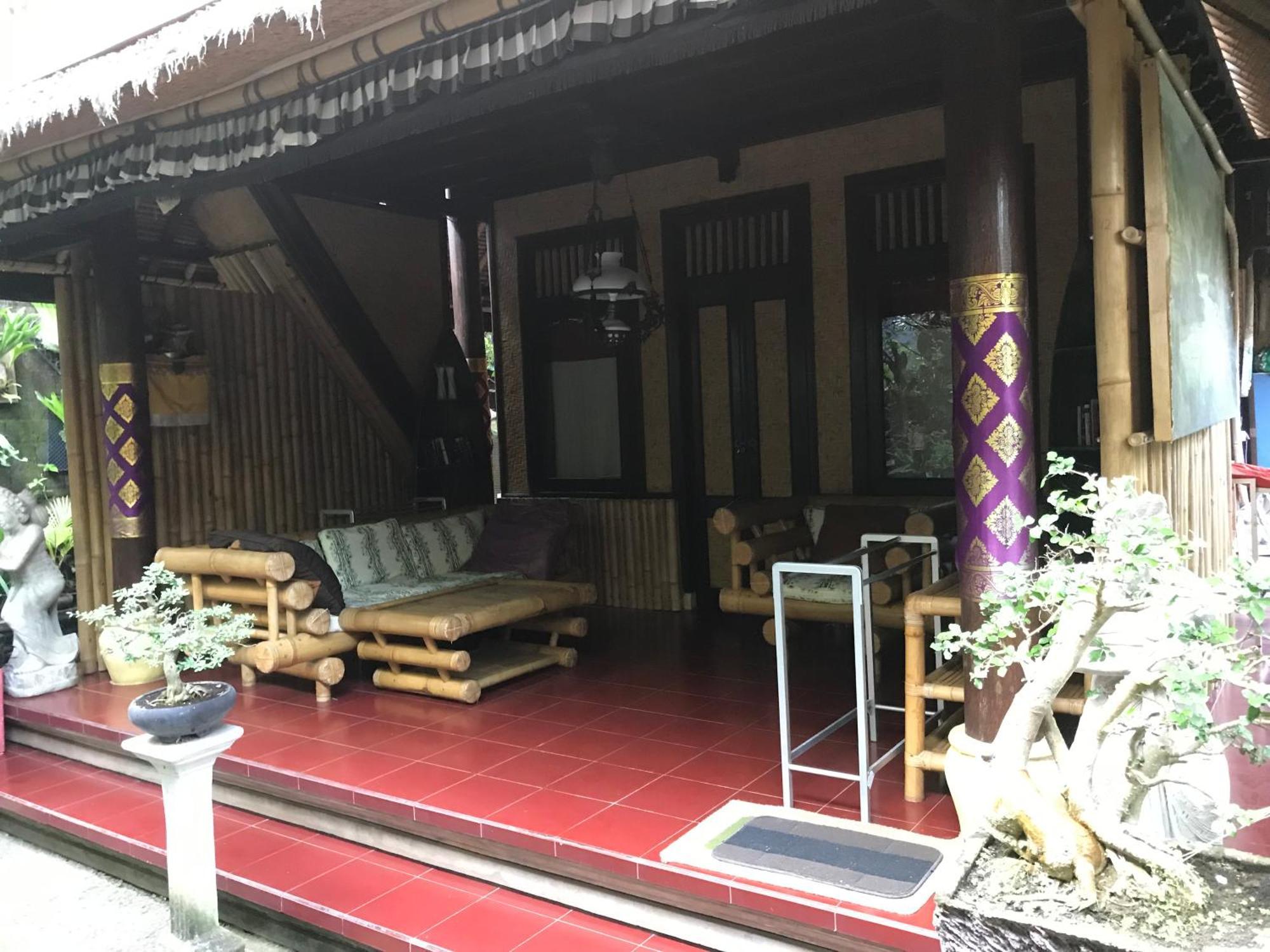 Homestay 1bd In Family Compound1, 15 Minute Walk To Yoga Barn Ubud (Bali)