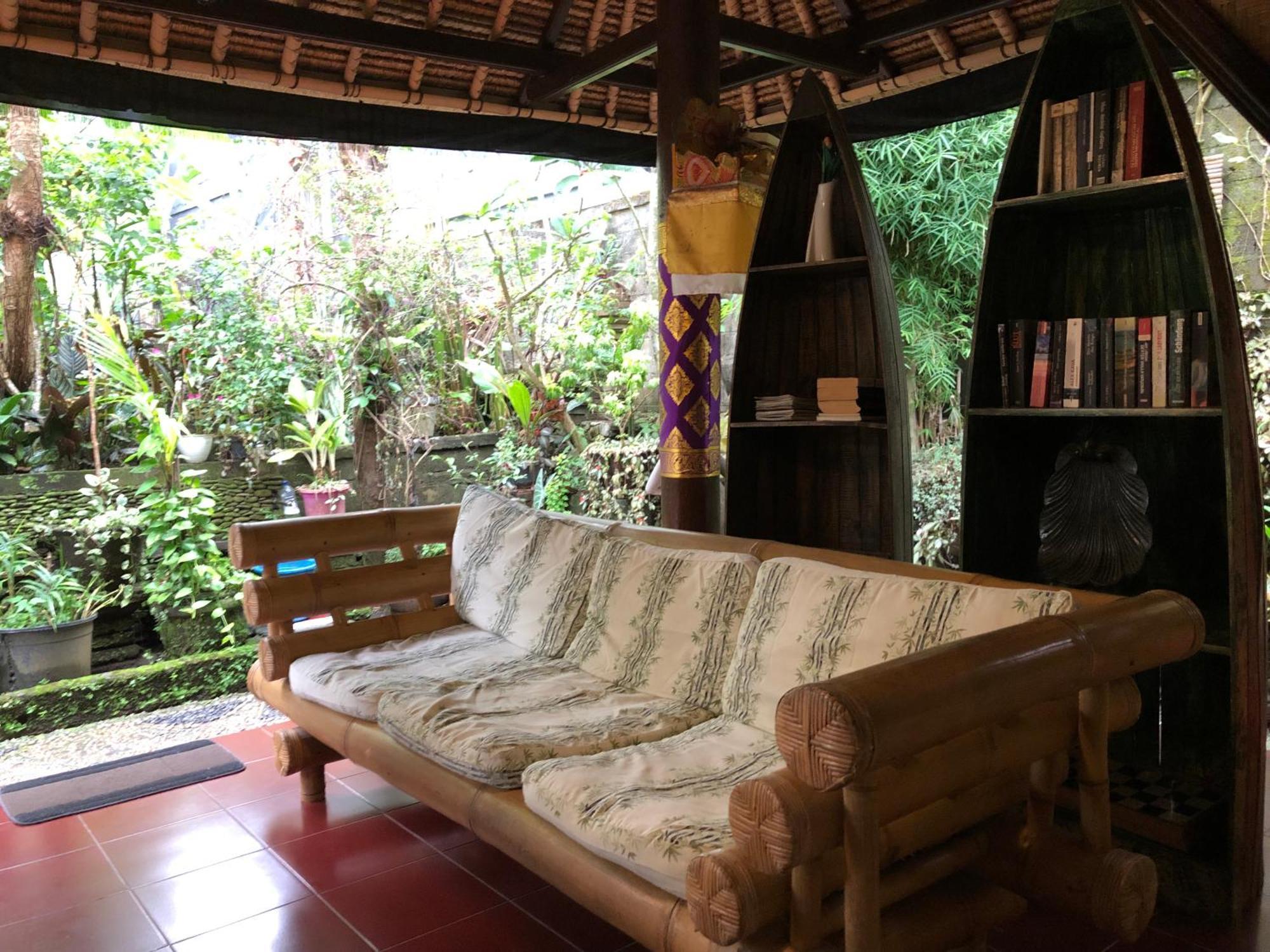 Homestay 1bd In Family Compound1, 15 Minute Walk To Yoga Barn